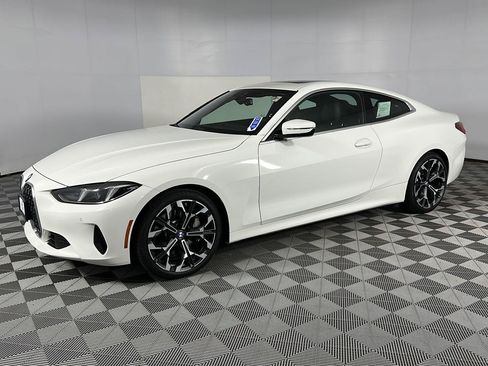 Certified 2025 BMW 430i xDrive Coupe w/ Convenience Package AWD/4WD image 6