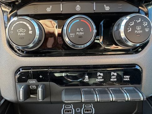 New 2025 RAM 1500 Big Horn image 41