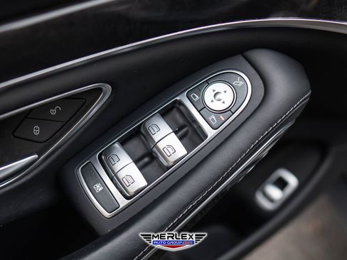 Used 2020 Mercedes-Benz S 560 4MATIC Sedan w/ Premium Package image 45