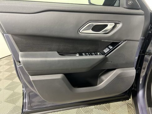 Used 2024 Land Rover Range Rover Velar Dynamic HSE AWD/4WD image 24