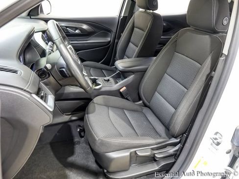 Used 2024 GMC Terrain SLE FWD image 10