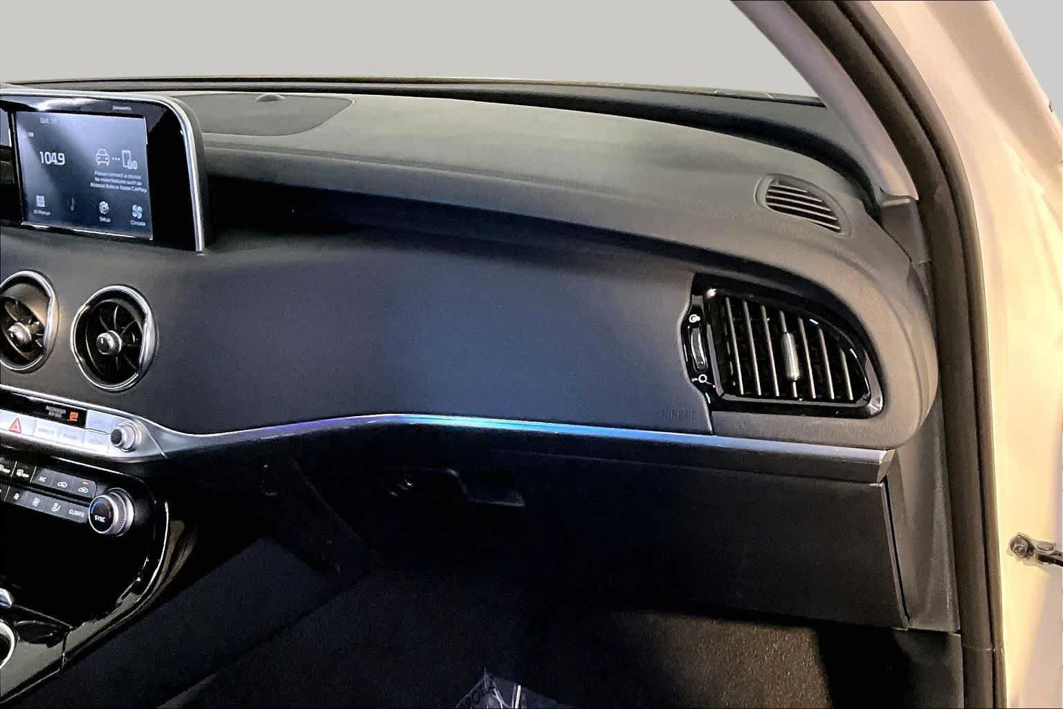 Used 2019 Kia Stinger RWD image 17