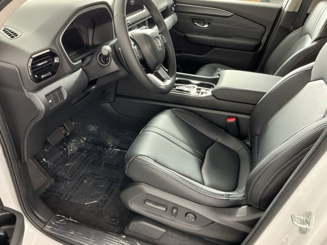 New 2026 Honda Pilot Touring image 8