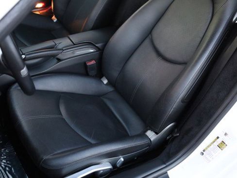 Used 2009 Porsche Cayman S image 26