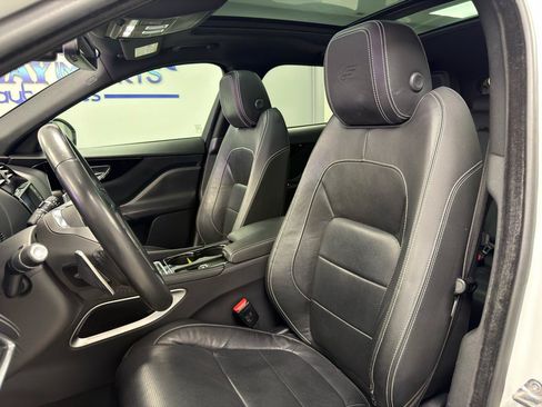 Used 2017 Jaguar F-PACE S AWD/4WD image 11