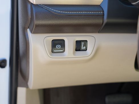 Used 2019 GMC Acadia Denali FWD image 17