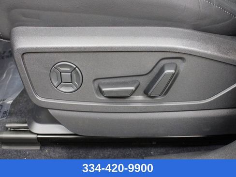 New 2025 Audi Q5 Premium Plus image 18