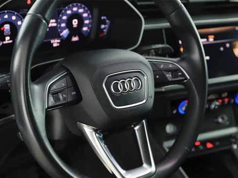Used 2020 Audi Q3 2.0T Premium Plus w/ Premium Plus Package image 16