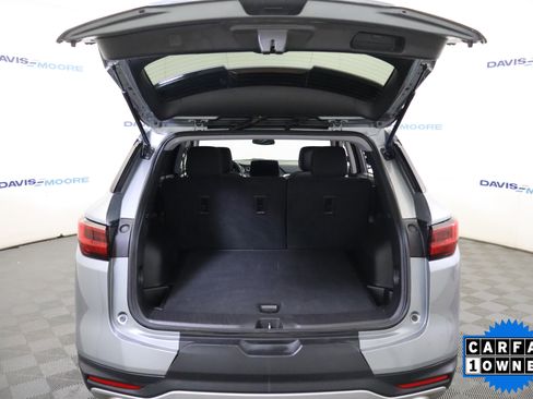 Used 2025 Chevrolet Blazer LT image 8