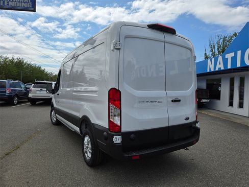 New 2025 Ford Transit 250 148 Medium Roof image 9