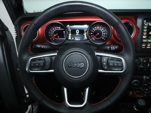 Used 2020 Jeep Gladiator Rubicon image 20