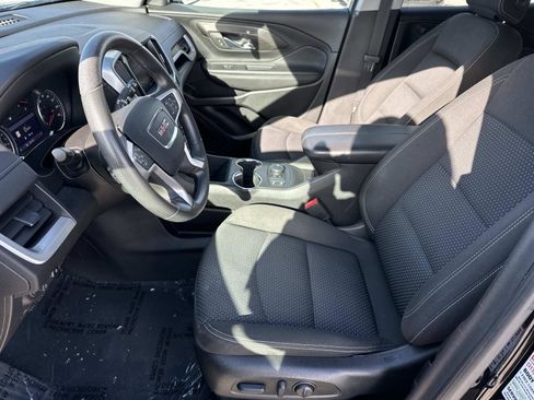 Used 2022 GMC Terrain SLE w/ Driver Convenience Package image 18