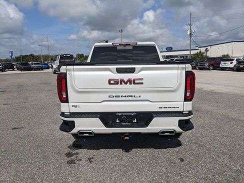 Used 2022 GMC Sierra 1500 Denali w/ Denali Premium Package image 5