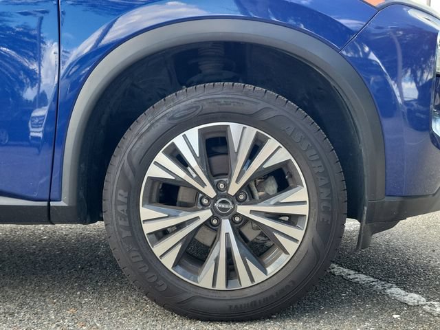 Used 2023 Nissan Rogue SV FWD image 6