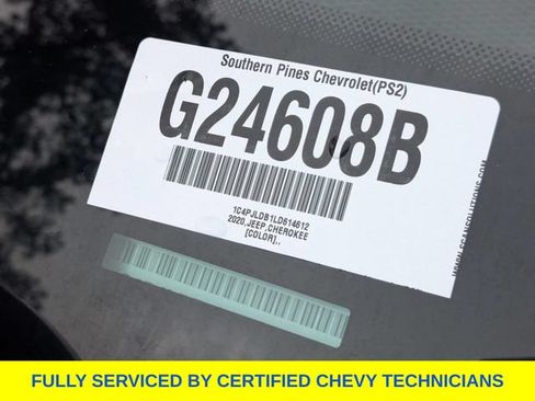 Used 2020 Jeep Cherokee Limited FWD image 26