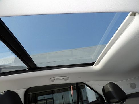 New 2026 Buick Envision Avenir image 10