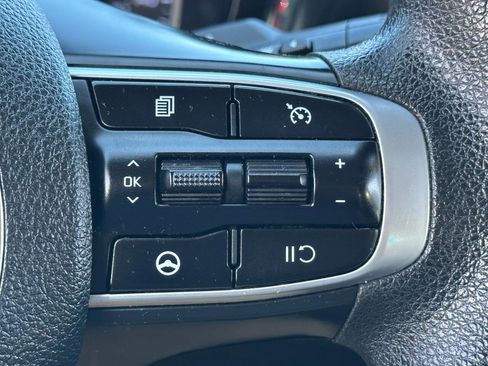 Used 2021 Kia K5 LXS image 27