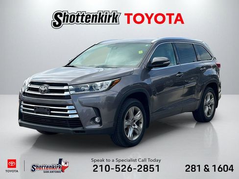 Used 2019 Toyota Highlander Limited image 1