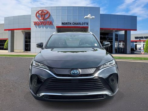 Used 2021 Toyota Venza XLE w/ Softex Package AWD/4WD image 3