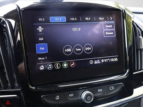 Used 2021 Chevrolet Traverse LT AWD/4WD image 14