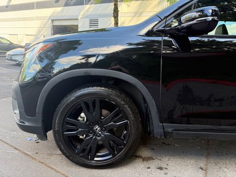 Used 2021 Honda Pilot Black Edition image 8