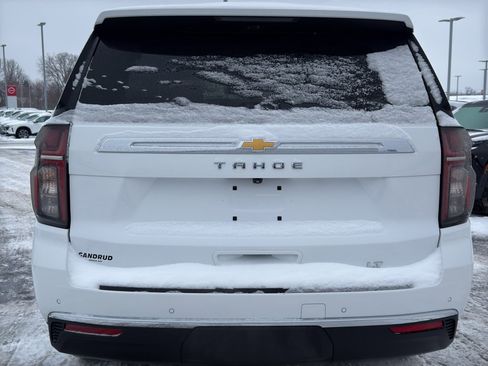 Used 2024 Chevrolet Tahoe LT w/ LT Signature Package image 7