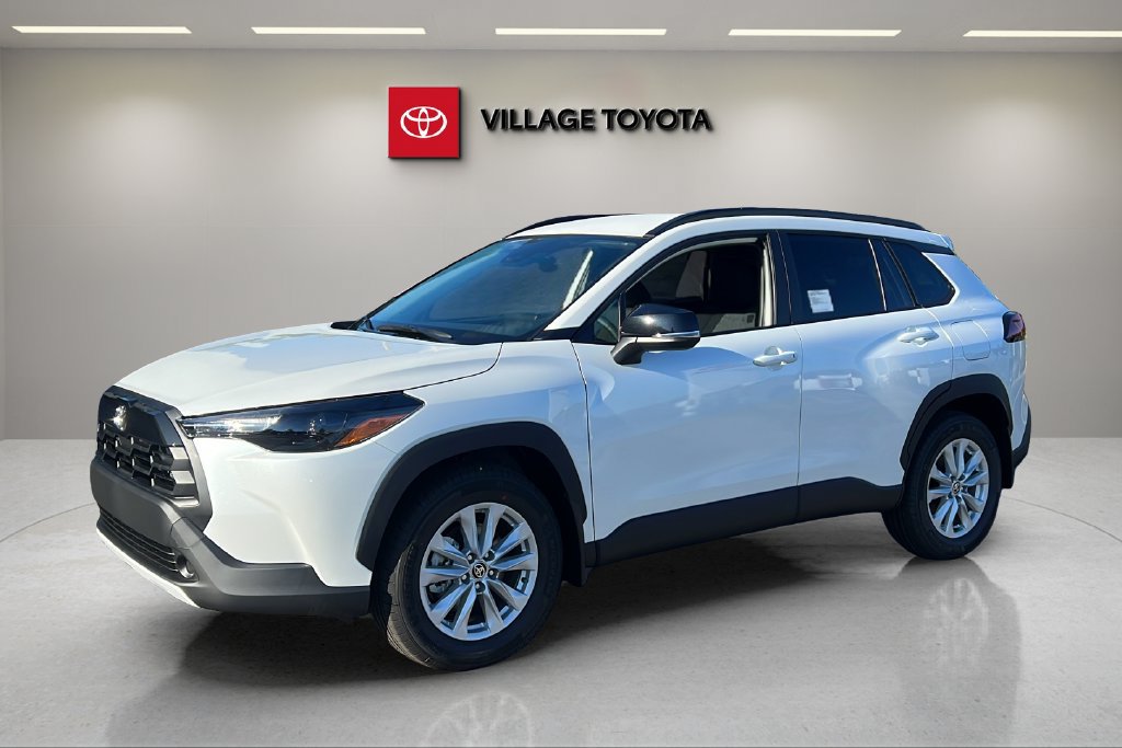 New 2026 Toyota Corolla Cross LE FWD image 1