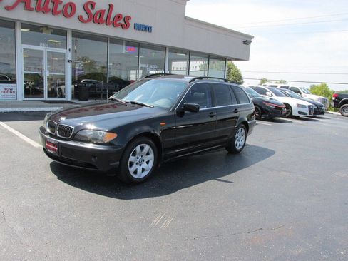 Used 2004 BMW 325xi Wagon image 4