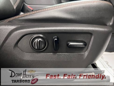 Used 2019 GMC Sierra 1500 AT4 w/ AT4 Premium Package image 39