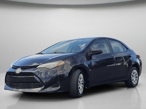 Used 2019 Toyota Corolla LE FWD image 18