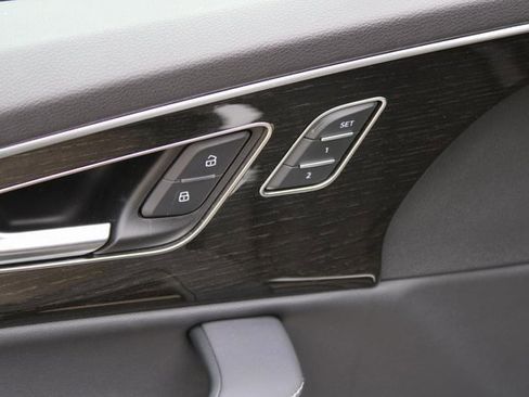 Used 2025 Audi Q7 3.0T Premium Plus image 24