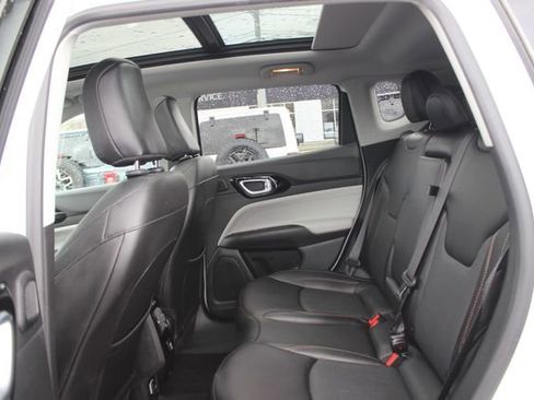 Used 2022 Jeep Compass Limited w/ Sun and Sound Group image 26