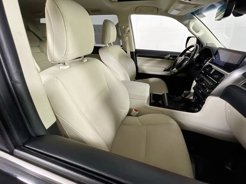 Used 2023 Lexus GX 460 Premium w/ Premium Package AWD/4WD image 29