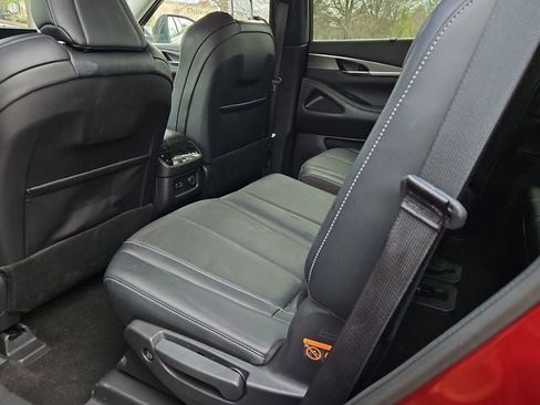 Used 2023 INFINITI QX60 Luxe image 16