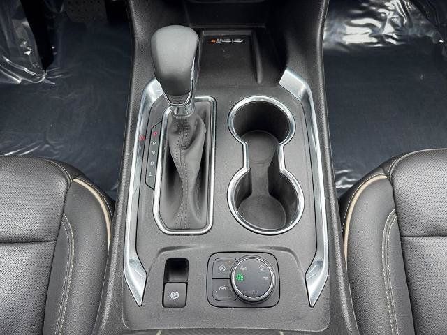Used 2023 Chevrolet Traverse Premier w/ LPO, Floor Liner Package AWD/4WD image 18