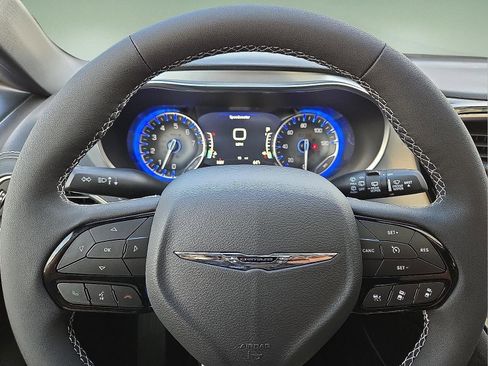 New 2026 Chrysler Pacifica Limited w/ S Appearance Package image 24