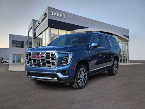 New 2026 GMC Yukon XL Denali w/ Denali Reserve Package AWD/4WD image 1