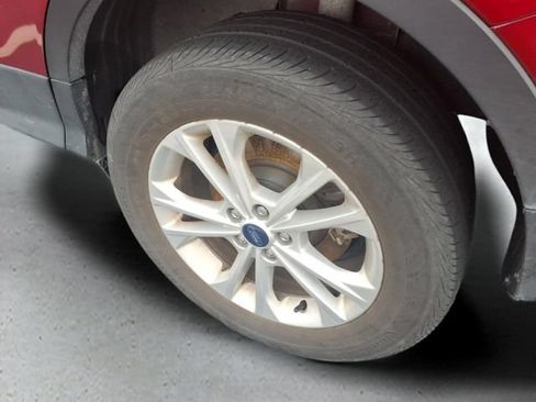 Used 2018 Ford Escape SEL AWD/4WD image 19