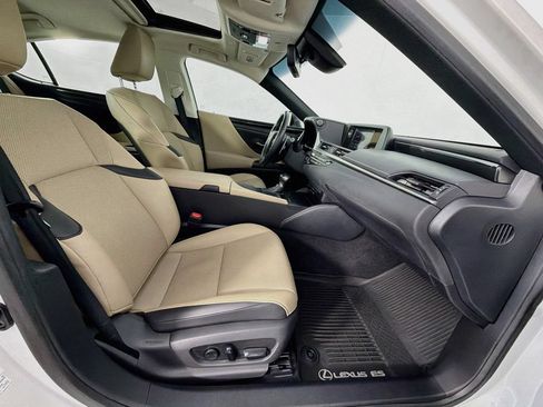 Used 2019 Lexus ES 350 w/ Accessory Package 2 FWD image 28