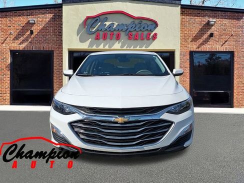 Used 2020 Chevrolet Malibu LS w/ Driver Confidence Package II image 7