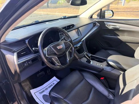 Used 2019 Cadillac XT5 Premium Luxury AWD/4WD image 17