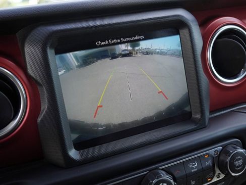 Certified 2019 Jeep Wrangler Unlimited Rubicon AWD/4WD image 15