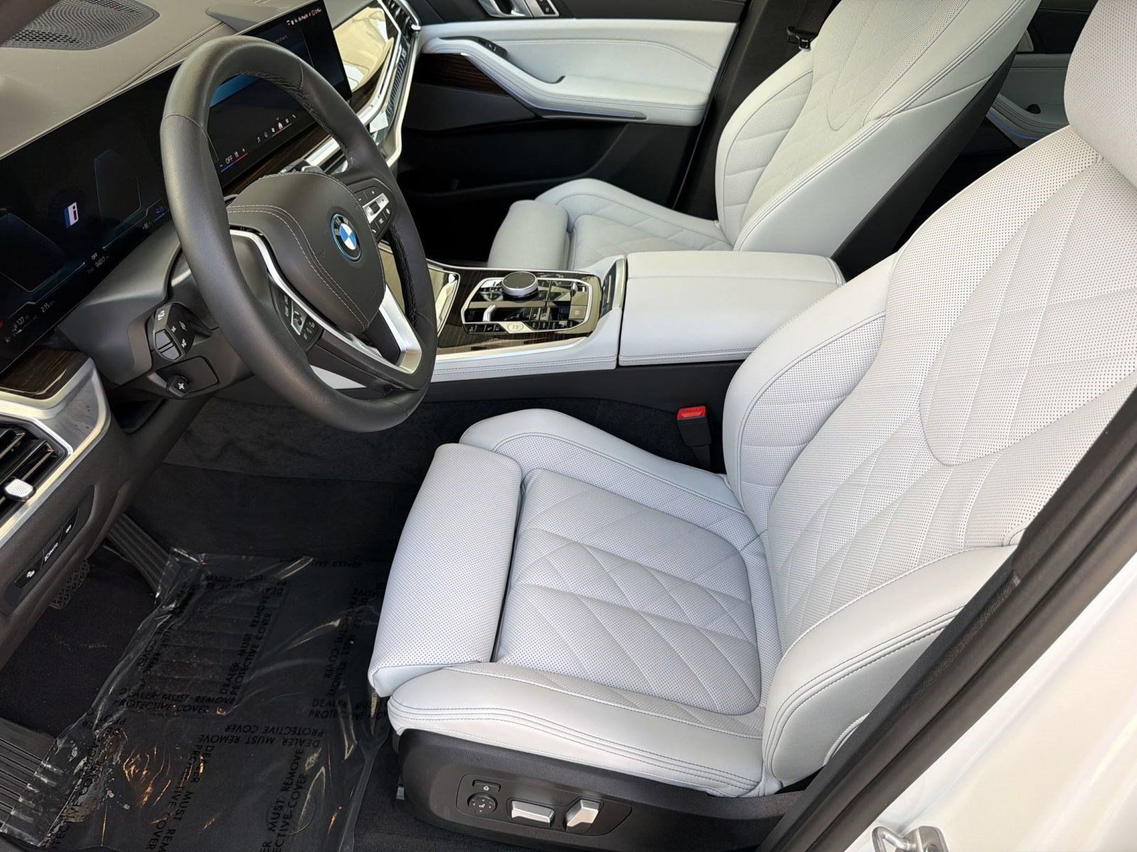 Used 2026 BMW X5 xDrive50e AWD/4WD image 5