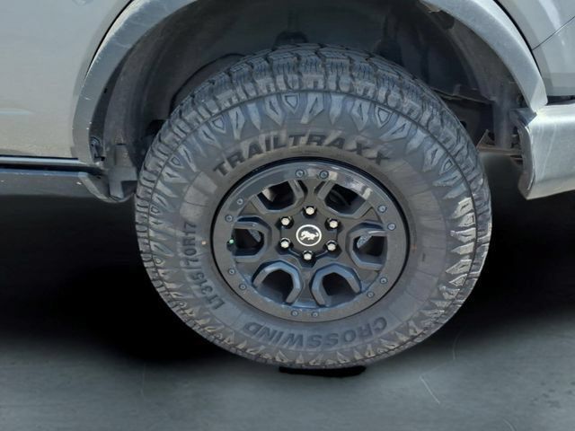 Used 2023 Ford Bronco Wildtrak AWD/4WD image 13