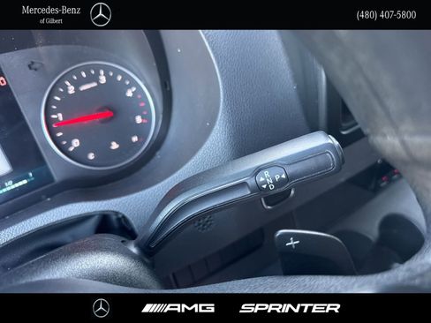 Used 2022 Mercedes-Benz Sprinter 2500 image 20