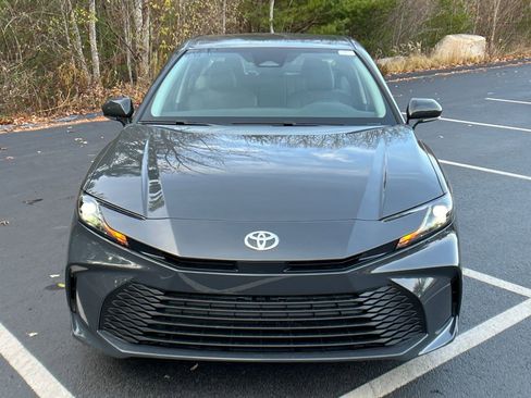 New 2026 Toyota Camry LE w/ Convenience Package image 8