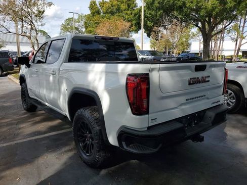 Used 2023 GMC Sierra 1500 AT4X image 3