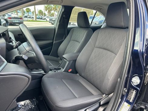 Used 2024 Toyota Corolla LE FWD image 19