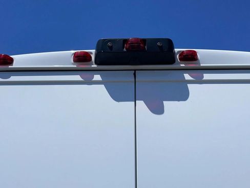 Used 2025 RAM ProMaster 2500 w/ Convenience Group FWD image 44