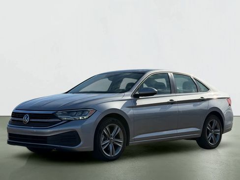 Used 2024 Volkswagen Jetta SE FWD image 2